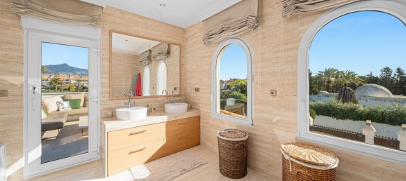 6 Schlafzimmer Villa in Marbella, Spain, Nr. 137767 21