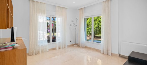 6 Schlafzimmer Villa in Marbella, Spain, Nr. 137767 41