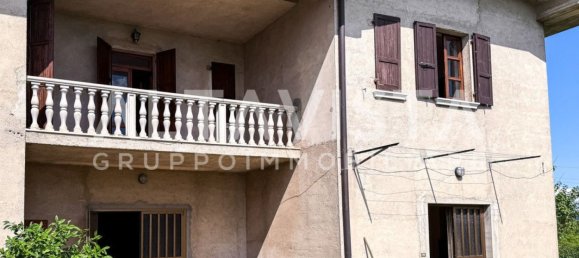 5 bedrooms Villa in Bedizzole, Italy No. 329054 10