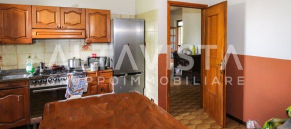 5 bedrooms Villa in Bedizzole, Italy No. 329054 11