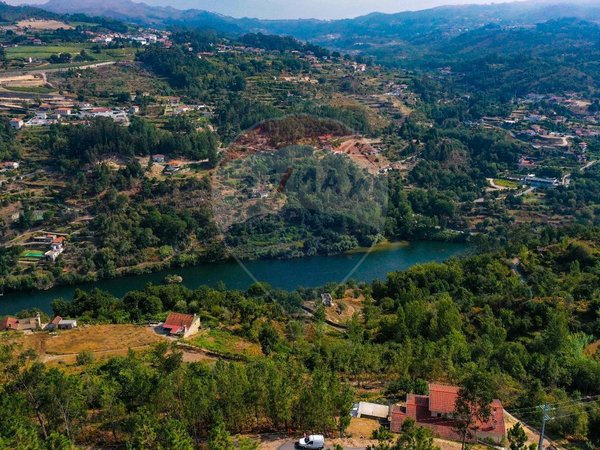 10500m² Land in Espadanedo, Portugal No. 88074