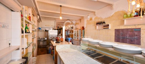 2غرفة عقار تجاري في Melendugno, Italy رقم 69448 9