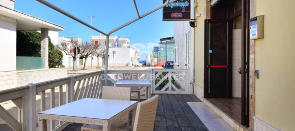 2غرفة عقار تجاري في Melendugno, Italy رقم 69448 14