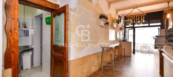 2غرفة عقار تجاري في Melendugno, Italy رقم 69448 10