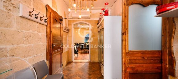 2غرفة عقار تجاري في Melendugno, Italy رقم 69448 3