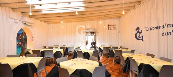 2غرفة عقار تجاري في Melendugno, Italy رقم 69448 5