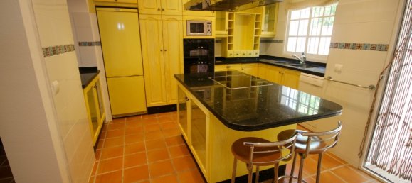 Adosado de 2 dormitorios en Istán, Spain No. 28097 12