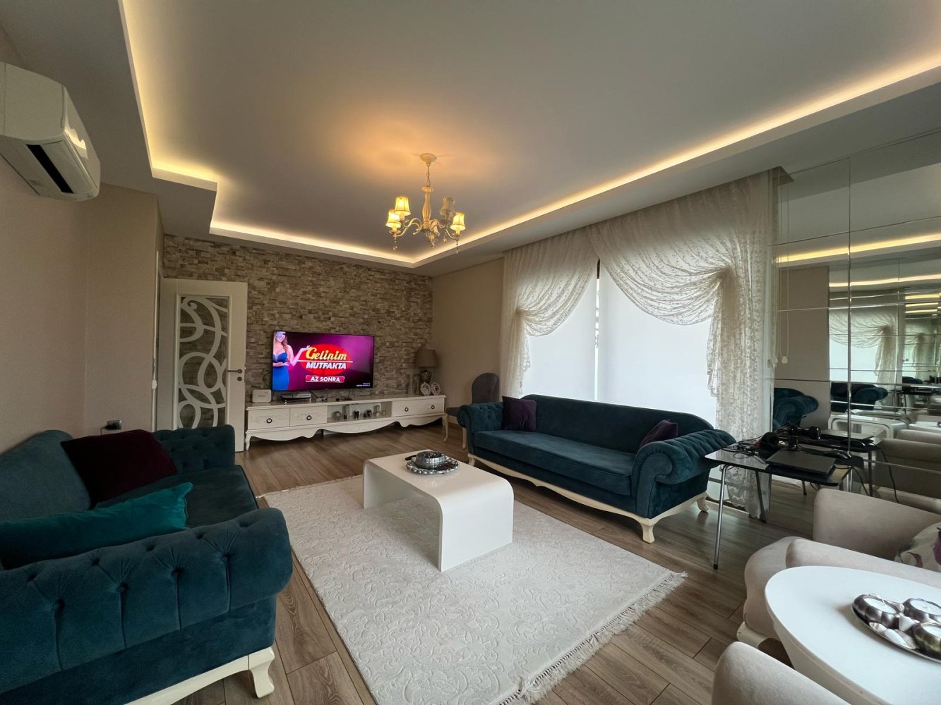 5 rooms Apartment in Oba, Turkey No. 40413