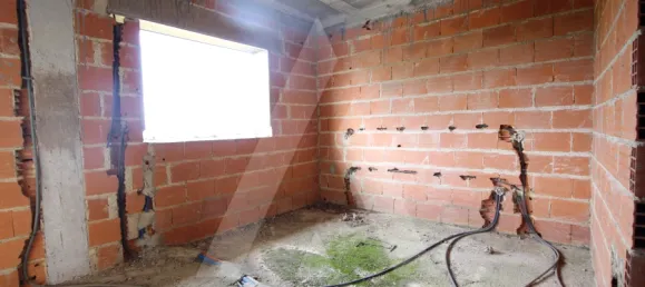 Земельный участок в Авейру, Португалия № 93233 8