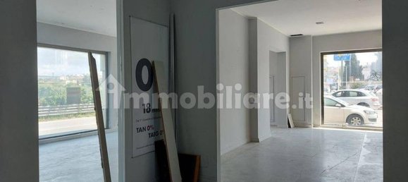 643m² Commercial property in Sassari, Italy No. 312926 9