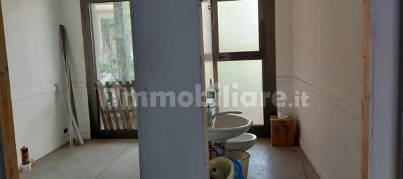 643m² Commercial property in Sassari, Italy No. 312926 2