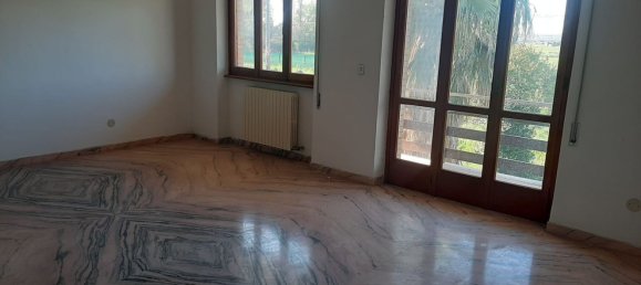 5غرفة فيلا في Latina, Italy رقم 170005 21