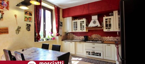 5-Zimmer Wohnung in Castelraimondo, Italy, Nr. 268944 5
