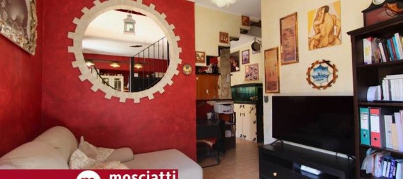5-Zimmer Wohnung in Castelraimondo, Italy, Nr. 268944 11