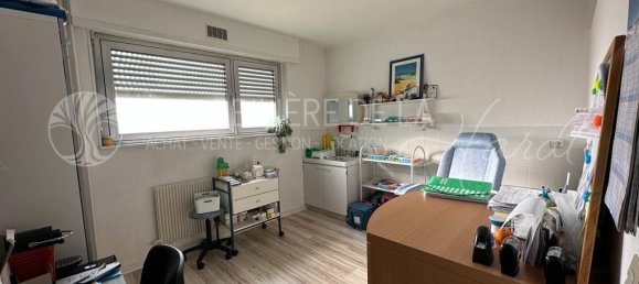 Bâtiment à Riedisheim, France 347m² No. 86353 7