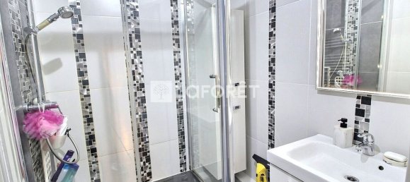 Apartamento de 2 dormitorios en Gennevilliers, France No. 178556 8