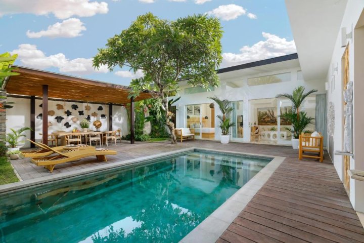 3 dormitorios villa en alquiler en South Denpasar, Denpasar, Bali, Indonesia № 57556