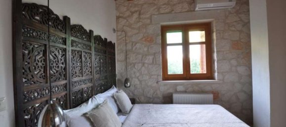 3 bedrooms Property in Zakynthos, Greece No. 572 8