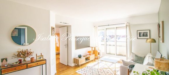 2 chambres Appartement à Paris, France No. 313006 2