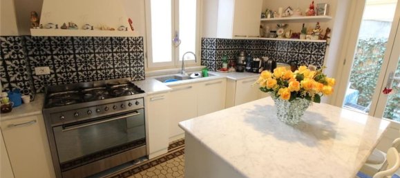 2 bedrooms Villa in Forte dei Marmi, Italy No. 377156 23