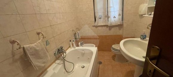 2 bedrooms Villa in Ladispoli, Italy No. 141542 8