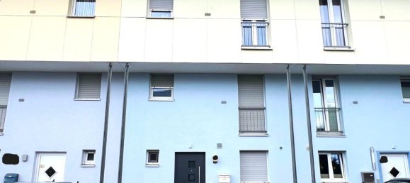 4 bedrooms Townhouse in Russelsheim, Germany No. 297605 2