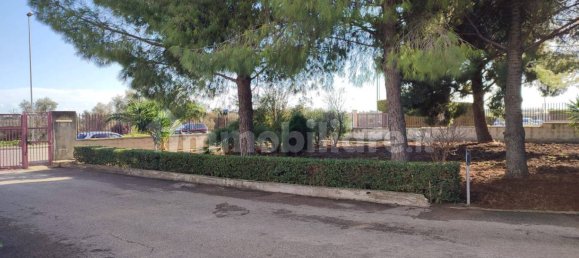 2 bedrooms Apartment in Bari, Italy No. 18802 5