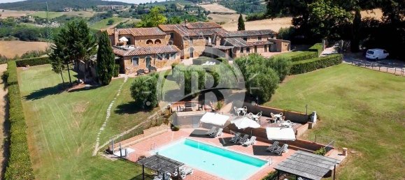 11 bedrooms House in Casole d'Elsa, Italy No. 193213 2