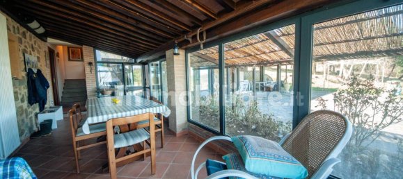 Дом с 4 спальнями в Кьянни, Италия № 232560 7