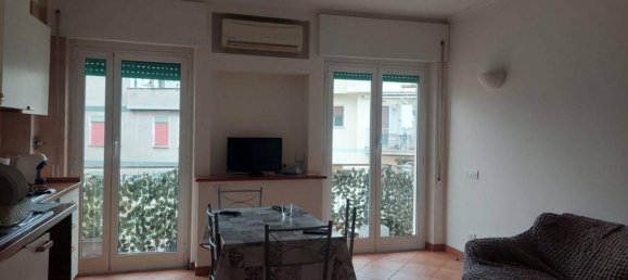 3-Zimmer Wohnung in Rome, Italy, Nr. 38589 2