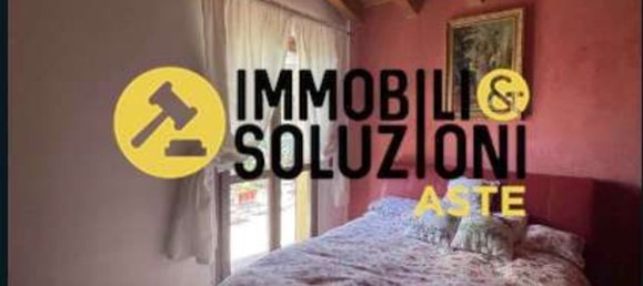 5 rooms Apartment in Ponteranica, Italy No. 3434 26