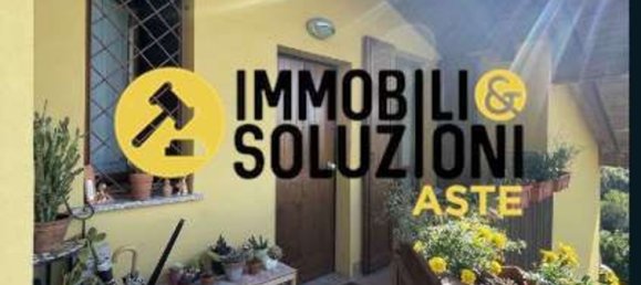 5 rooms Apartment in Ponteranica, Italy No. 3434 17