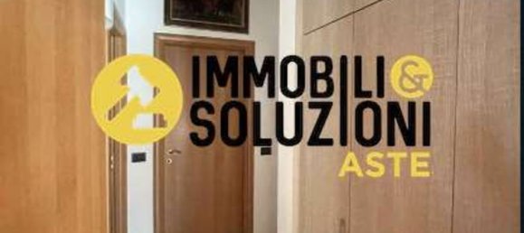 5 rooms Apartment in Ponteranica, Italy No. 3434 25