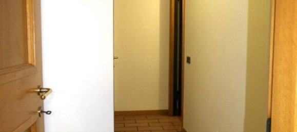 Casa de 5 habitaciónes en Montemurlo, Italy No. 147823 5