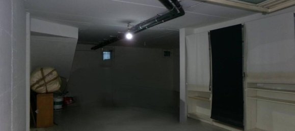 Casa de 5 habitaciónes en Montemurlo, Italy No. 147823 8