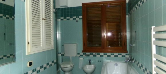 Casa de 5 habitaciónes en Montemurlo, Italy No. 147823 18