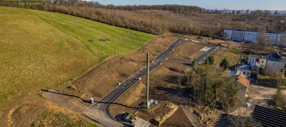 492m² Land in Thionville, France No. 75095 2