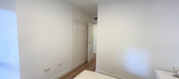 Apartamento de 3 dormitorios en Fuengirola, Spain No. 147345 27