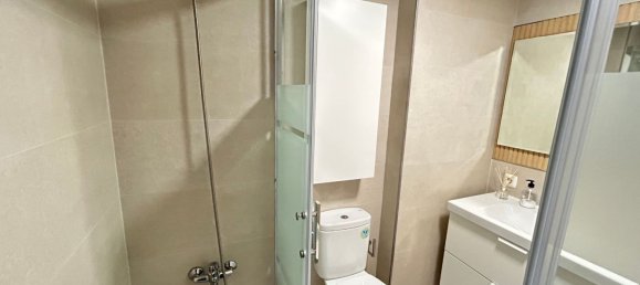 Apartamento de 3 dormitorios en Fuengirola, Spain No. 147345 37