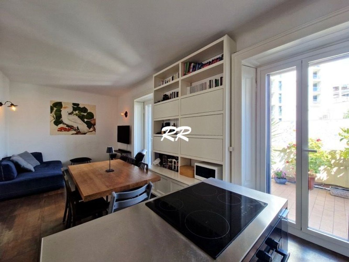 3 bedrooms Apartment in Milan, Italy No. 366931