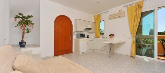 8 Schlafzimmer Villa in Marbella, Spain, Nr. 99132 6