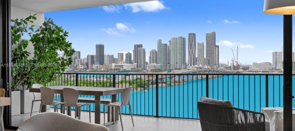 1 dormitorio propiedad comercial en venta en Miami, Miami-Dade, Florida, USA № 615239 21