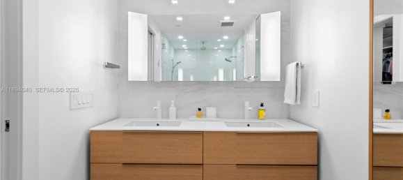 1 dormitorio propiedad comercial en venta en Miami, Miami-Dade, Florida, USA № 615239 6