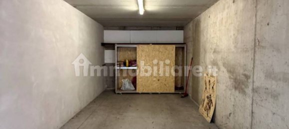 Garagem em Monza, Italy 16 m² N.º 372177 2