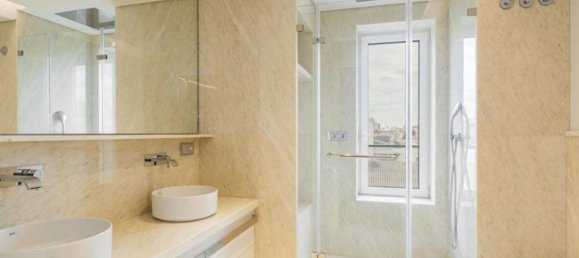 3 dormitorios apartamento en venta en Lisbon, Portugal № 119203 6