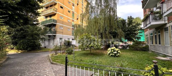 2 bedrooms Apartment in Milan, Italy No. 346695 10