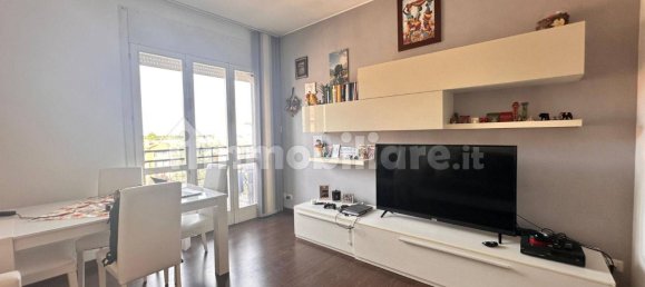 2 bedrooms Apartment in Milan, Italy No. 346695 21
