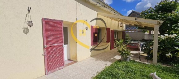 Casa de 4 dormitorios en Rians, France No. 65729 4