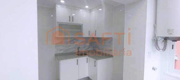 1 bedroom Apartment in Lisbon, Portugal No. 153938 9
