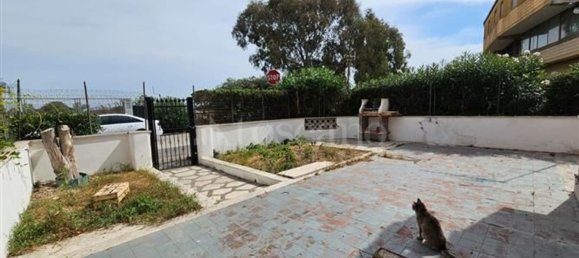 Квартира с 3 комнатами в Ардеа, Италия № 217762 10